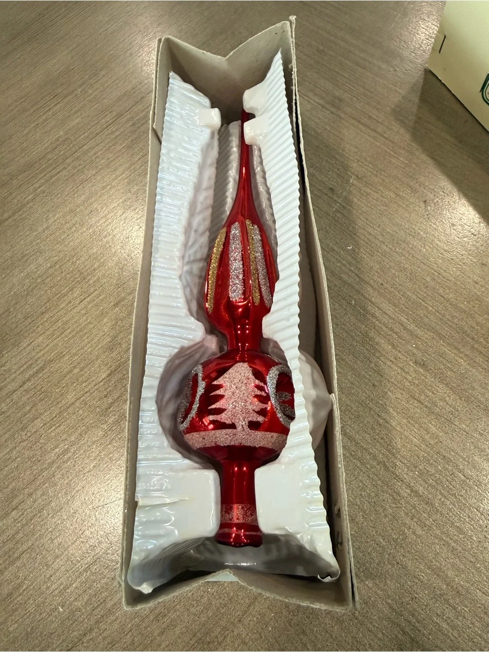 Christmas classics elegant red
